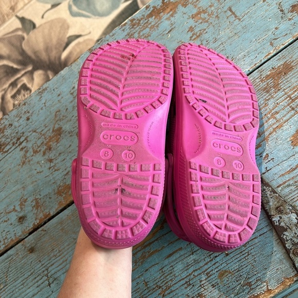 CROCS PINK /BERRY SLIP -ON BEACH CLOGS SHOES  W10 - Picture 4 of 4